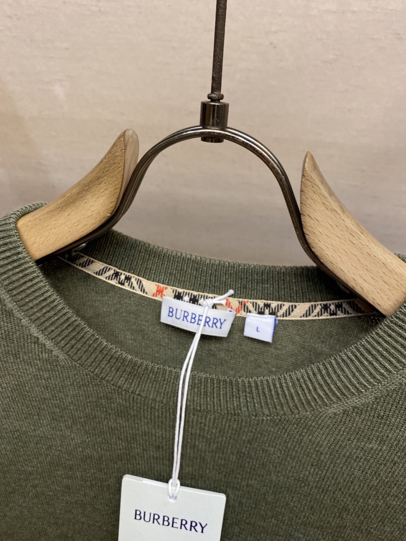 Bv*b*rry sweaters